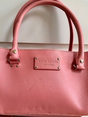 Kate Spade NY Leather Handbag Spring Pink Zip Compartment Display Mint Condition